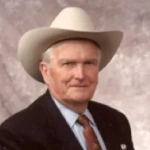 Tommy Oliphant, 2002 Inductee to the Texas Horse Racing Hall of Fame.